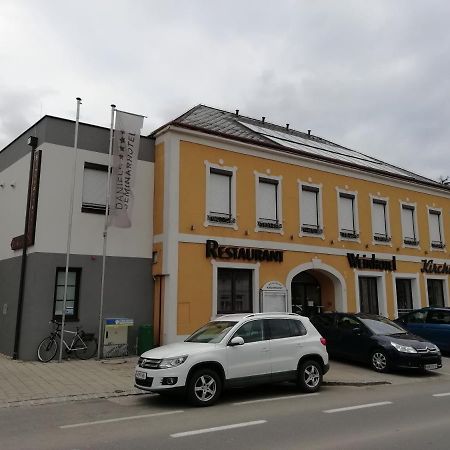 Seminarhotel Daniels Gols Exterior photo